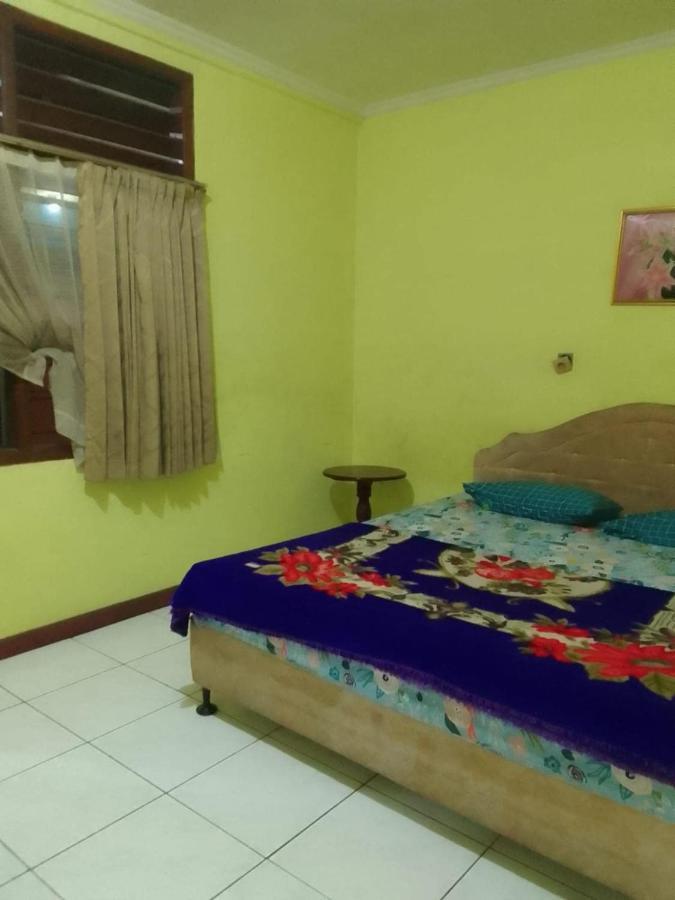 Oyo 93146 Lamin Indah Hotel Puncak Luaran gambar